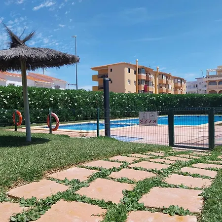 Acogedor Con Terraza Y Vistas Al Jardin *