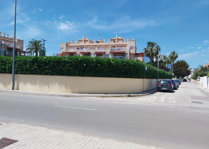 Apartamento Acogedor Con Terraza Y Vistas Al Jardin *
