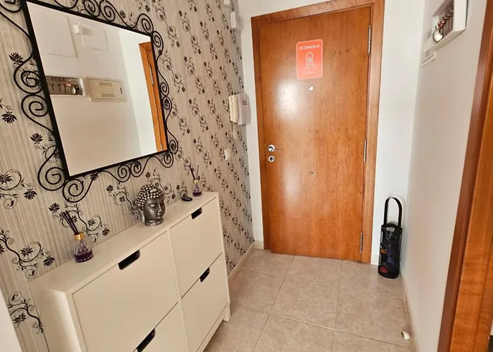 Apartamento Acogedor Con Terraza Y Vistas Al Jardin Dénia