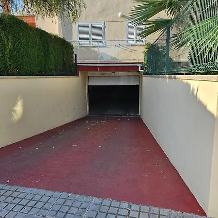 Апартаменты Acogedor Con Terraza Y Vistas Al Jardin Дения