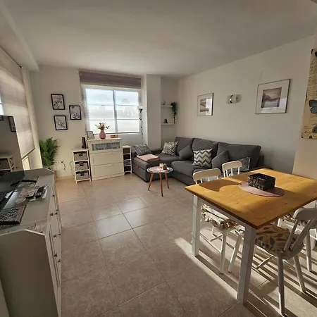 Acogedor Con Terraza Y Vistas Al Jardin Dénia