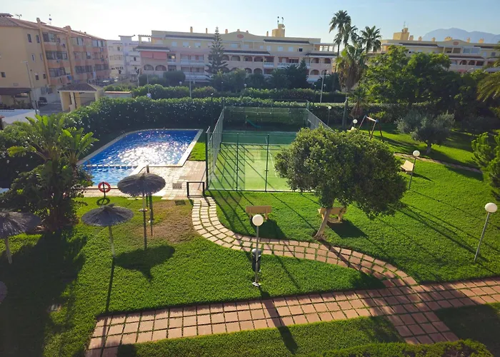 Acogedor Con Terraza Y Vistas Al Jardin *