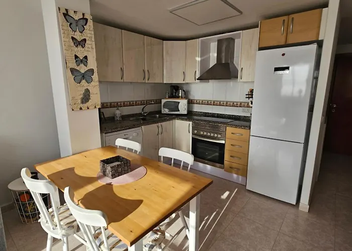 Acogedor Con Terraza Y Vistas Al Jardin Апартаменты